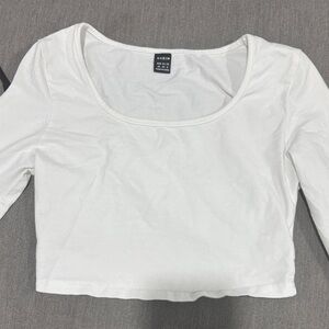 SHEIN Classic White Crop Top